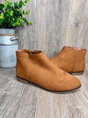 Cat & Jack Brown Suede Ankle Boots – Size 5 Kids